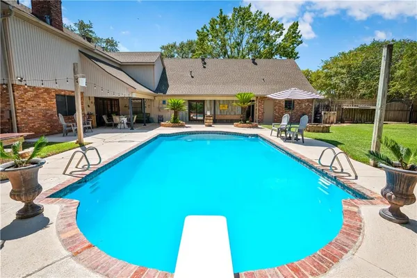 $585,000 | 5244 St Germain Boulevard, Alexandria, LA 71303