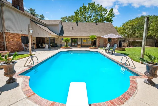 $585,000 | 5244 St Germain Boulevard, Alexandria, LA 71303