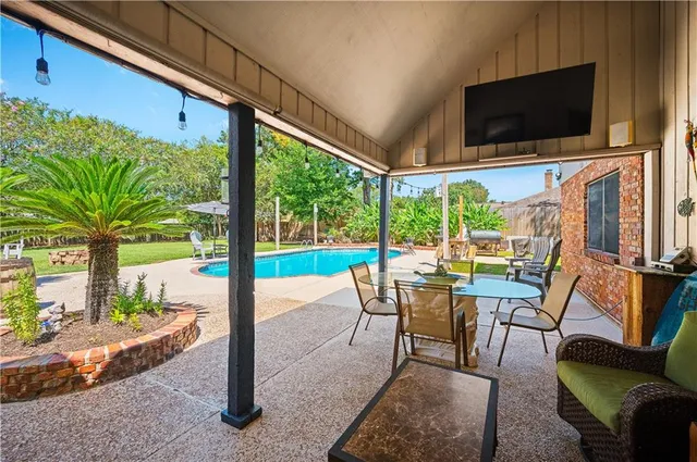 $585,000 | 5244 St Germain Boulevard, Alexandria, LA 71303