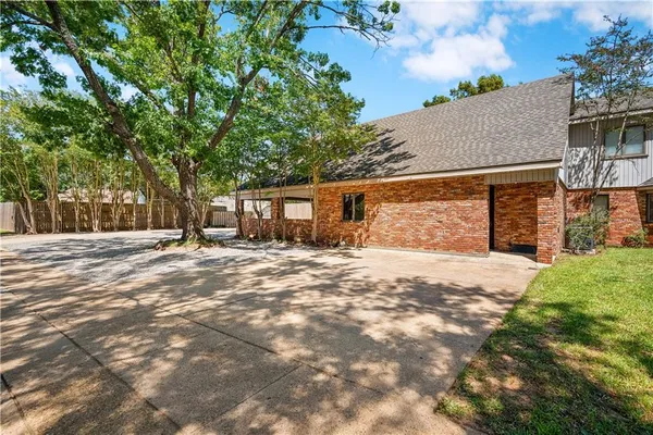 $585,000 | 5244 St Germain Boulevard, Alexandria, LA 71303