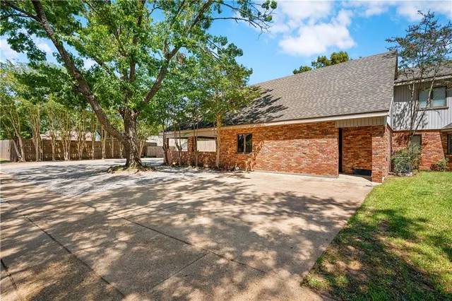 $585,000 | 5244 St Germain Boulevard, Alexandria, LA 71303
