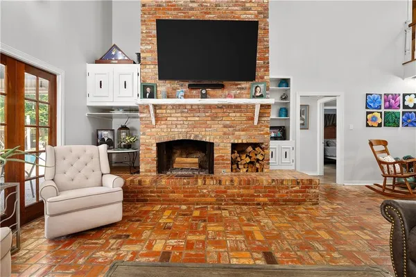 $585,000 | 5244 St Germain Boulevard, Alexandria, LA 71303