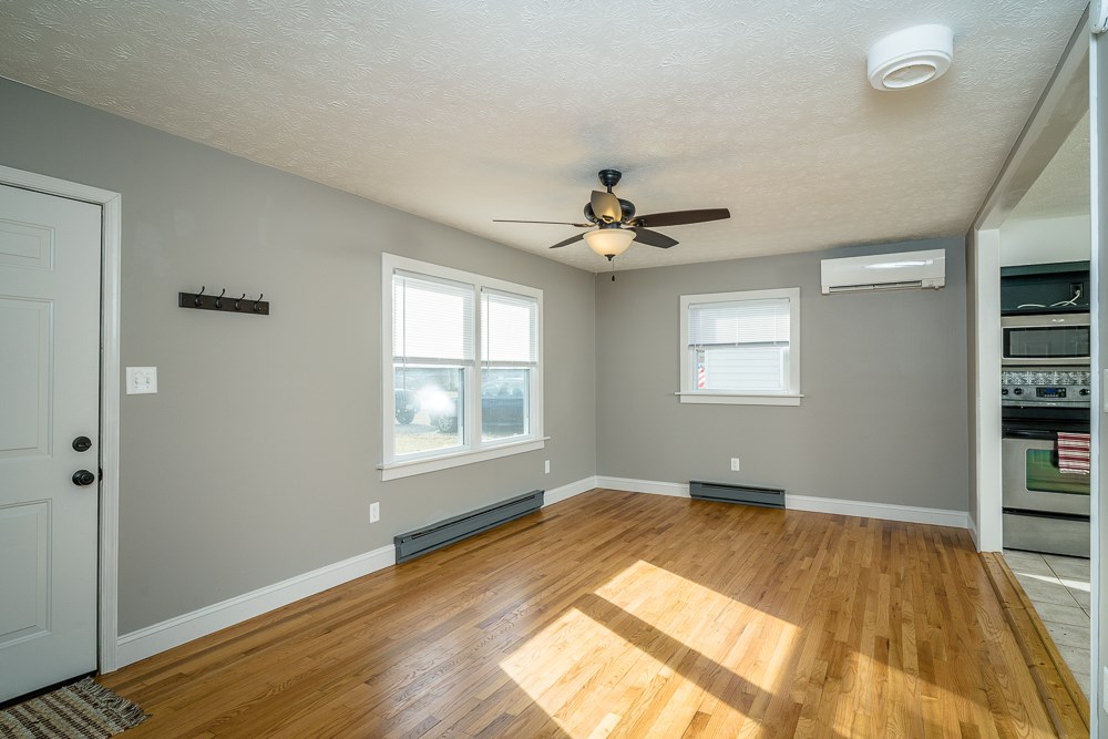 119 Westgate Road Verona, VA 24482 - Photo 5 of 23 Gallery Image 5