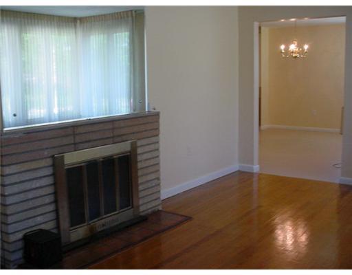 1345 Country Club Road Monongahela, PA 15063 - Photo 4 of 18 Living Room.
