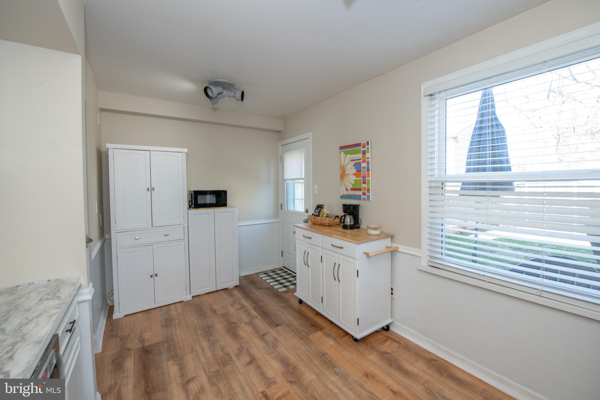 1000 Jacksonville Road, Unit 18 Warminster, PA 18974 - Photo 18 of 46 Kitchen
