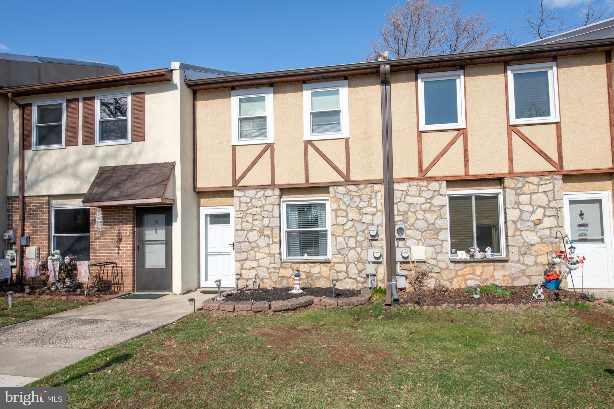 1000 Jacksonville Road, Unit 18 Warminster, PA 18974 - Photo 3 of 46 Front of house