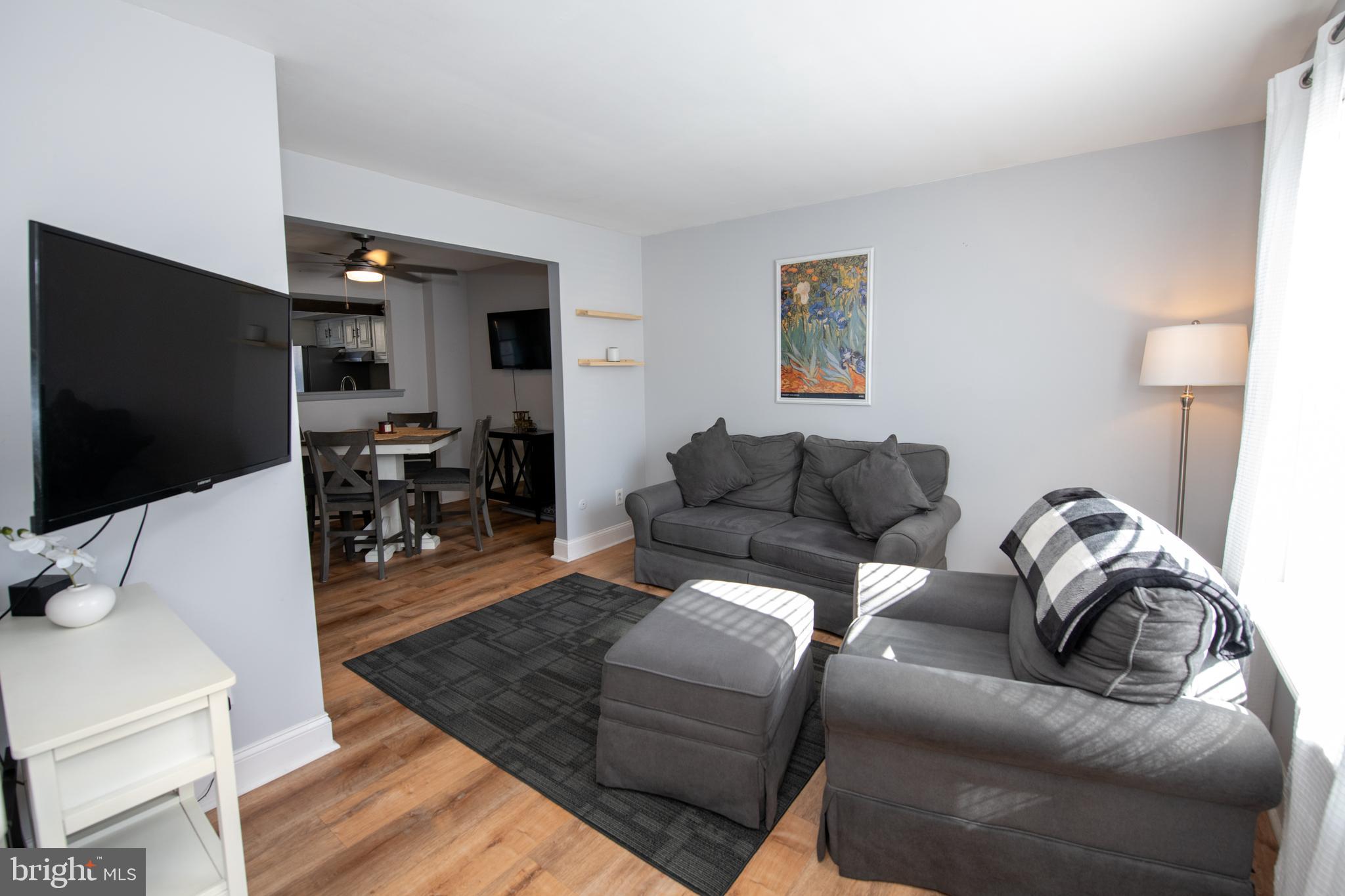 1000 Jacksonville Road, Unit 18 Warminster, PA 18974 - Photo 5 of 46 Living/Family Room