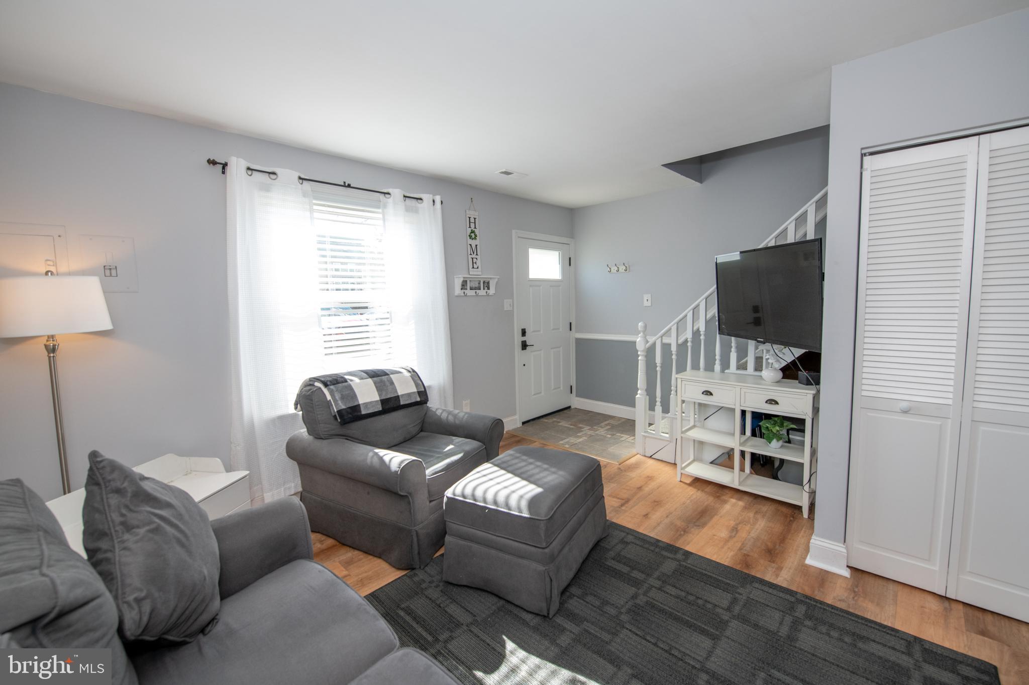 1000 Jacksonville Road, Unit 18 Warminster, PA 18974 - Photo 7 of 46 Living/Family Room