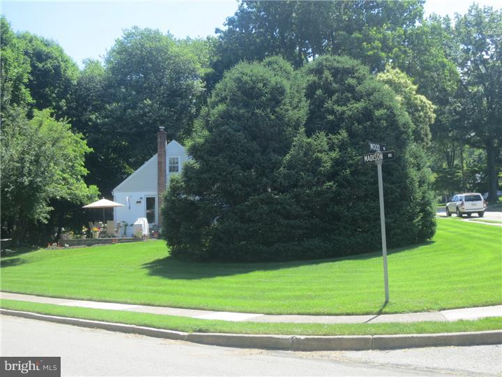 109 Wood Road Springfield, PA 19064 - Photo 3 of 24
