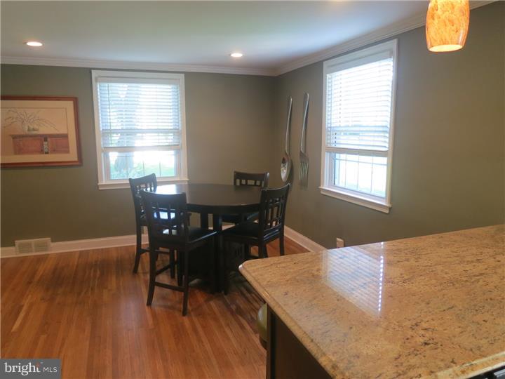 109 Wood Road Springfield, PA 19064 - Photo 7 of 24