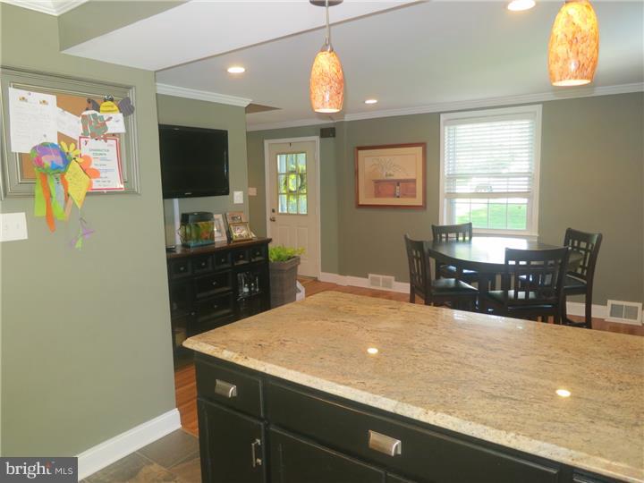 109 Wood Road Springfield, PA 19064 - Photo 8 of 24