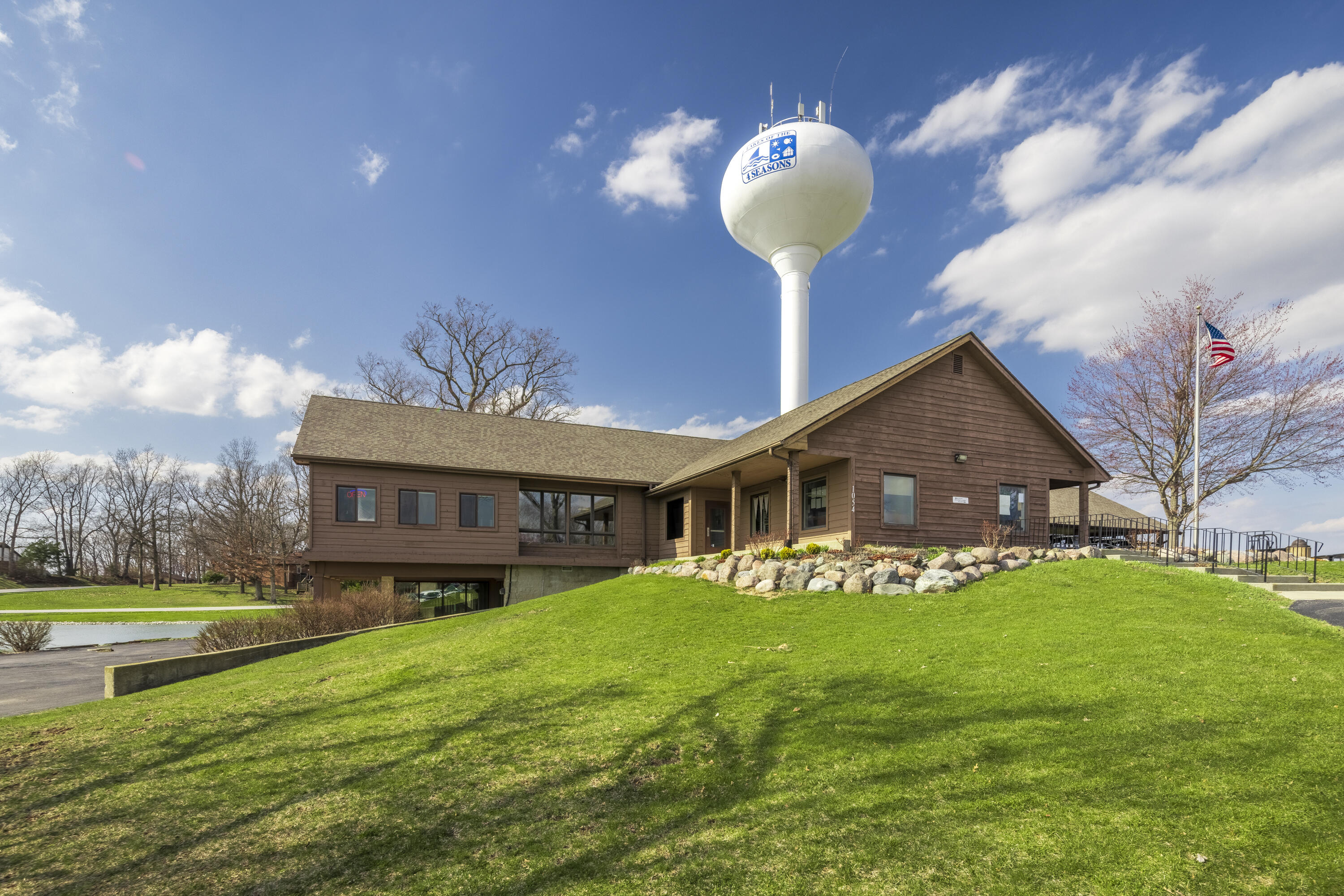 1994 Hidden Valley Drive Crown Point, IN 46307 - Photo 48 of 59 3000x2001