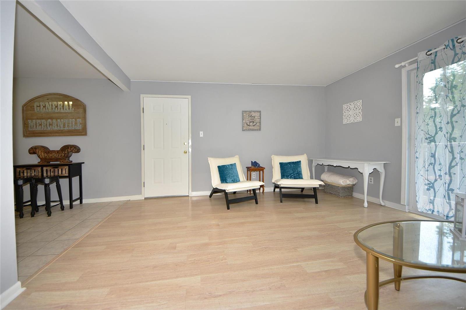 725 Ridgeside Drive, Unit F Ballwin, MO 63021 - Photo 2 of 23 Gallery Image 2