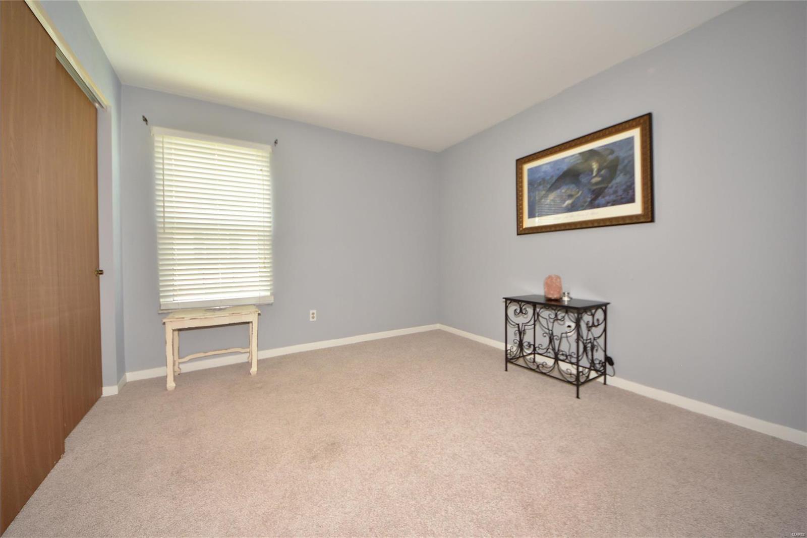 725 Ridgeside Drive, Unit F Ballwin, MO 63021 - Photo 16 of 23 Gallery Image 16