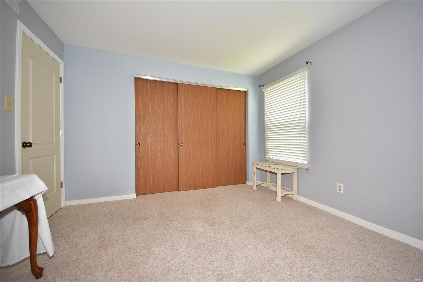 725 Ridgeside Drive, Unit F Ballwin, MO 63021 - Photo 17 of 23 Gallery Image 17