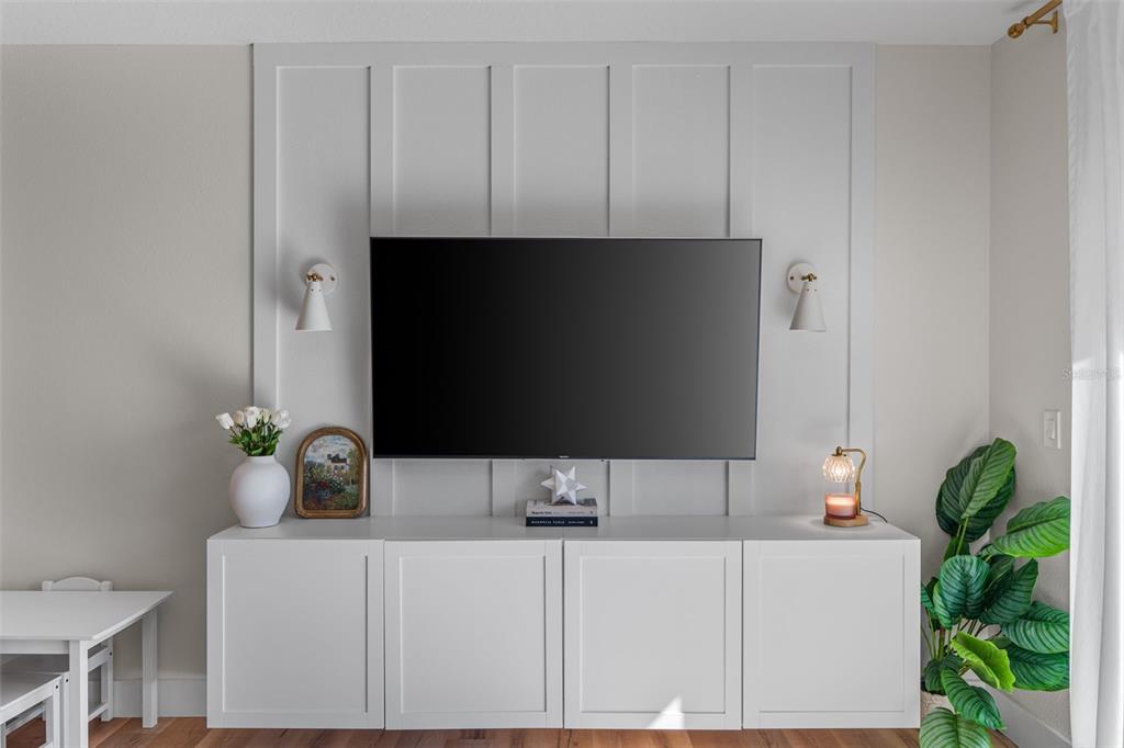 113 Camilla Road DeLand, FL 32724 - Photo 19 of 54 a bathroom with a sink and a mirror