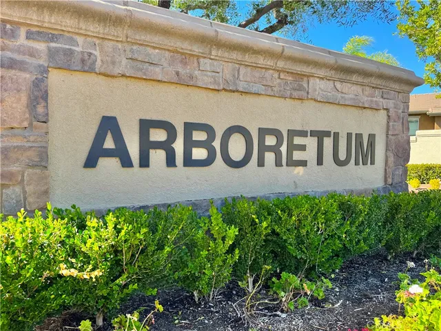 $334,900 | 26520 Arboretum Way, Unit 1906, Murrieta, CA 92563