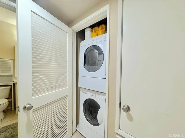 $334,900 | 26520 Arboretum Way, Unit 1906, Murrieta, CA 92563