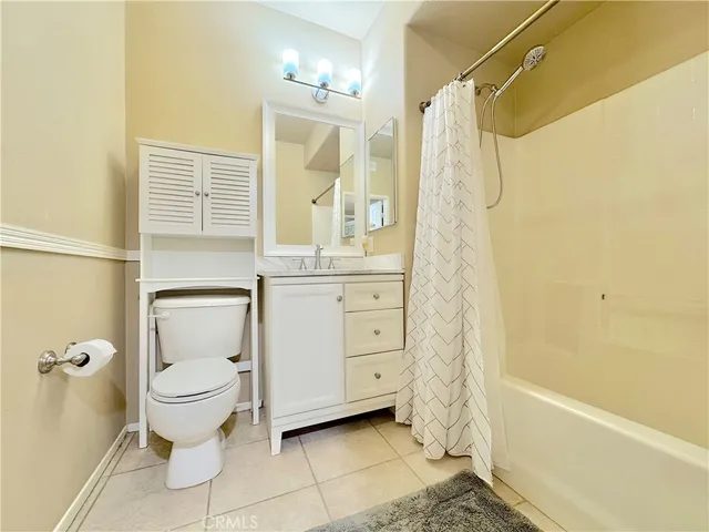 $334,900 | 26520 Arboretum Way, Unit 1906, Murrieta, CA 92563