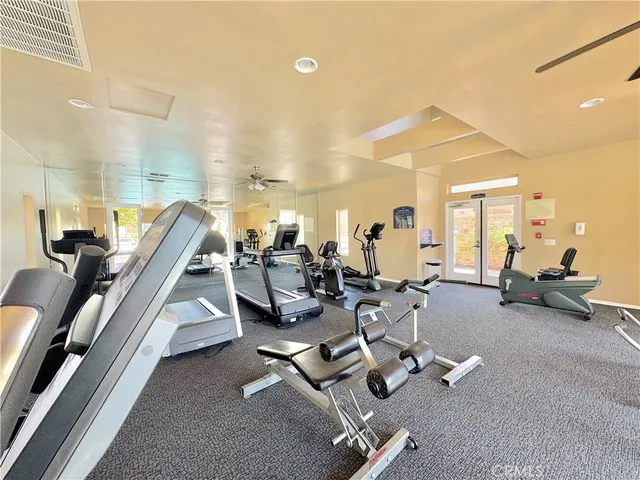 $334,900 | 26520 Arboretum Way, Unit 1906, Murrieta, CA 92563