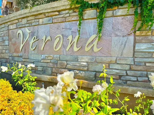 $334,900 | 26520 Arboretum Way, Unit 1906, Murrieta, CA 92563