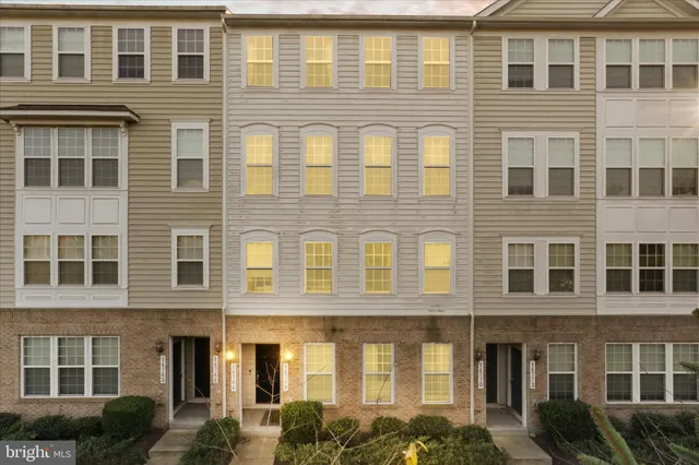 $440,000 | 14766 Malloy Court, Woodbridge, VA 22191