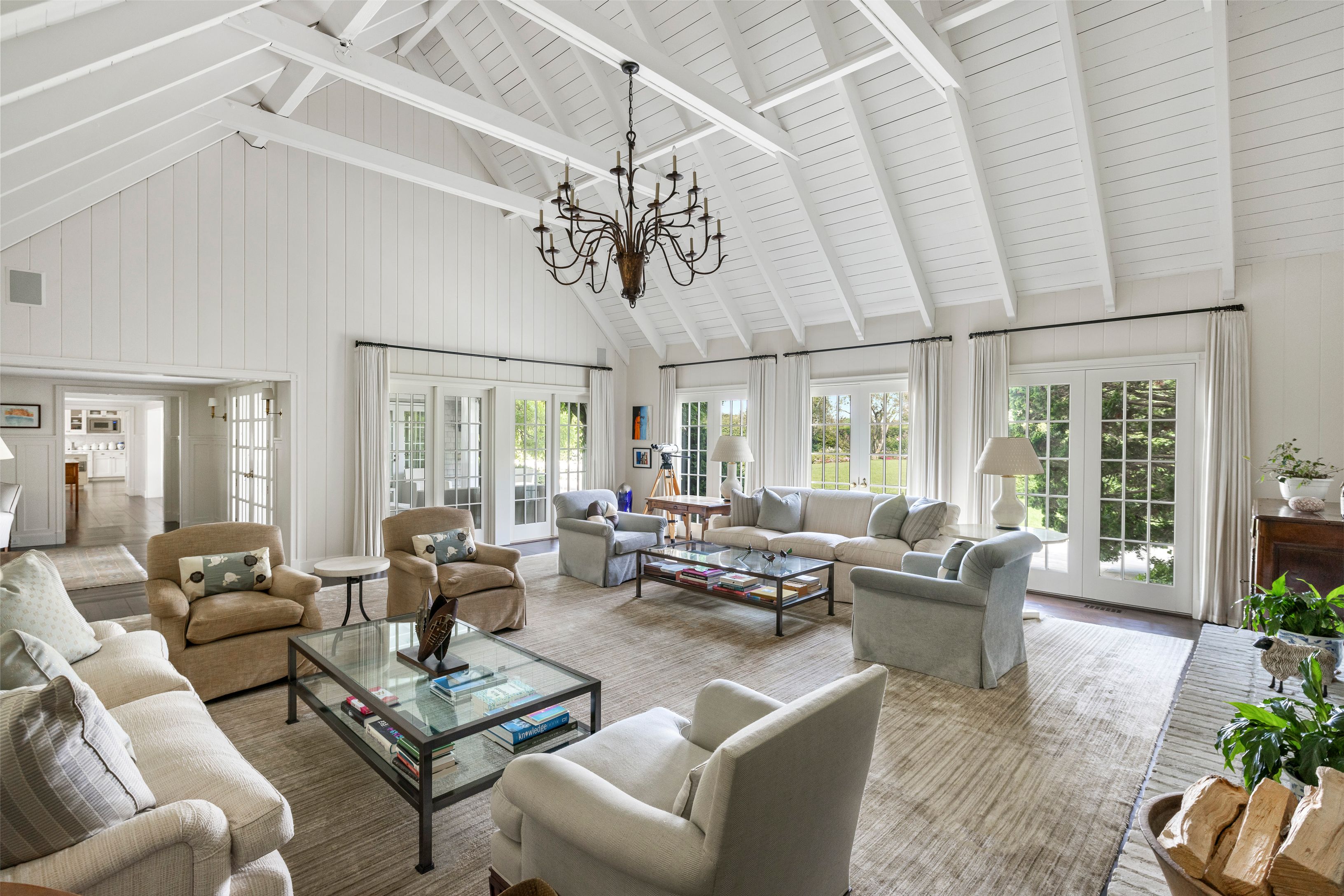 107 Apaquogue Road East Hampton, NY 11937 - Photo 16 of 43