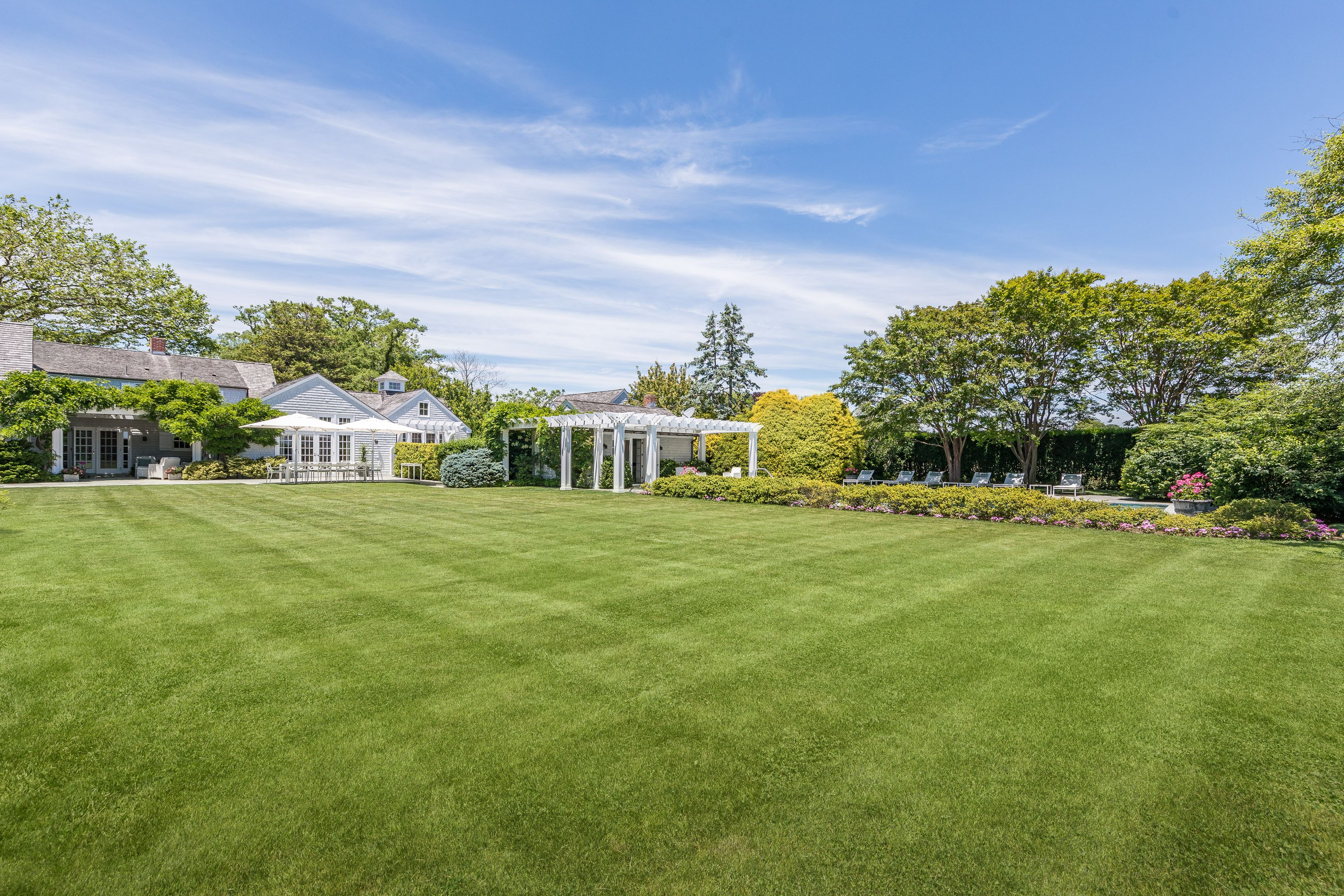 107 Apaquogue Road East Hampton, NY 11937 - Photo 34 of 43