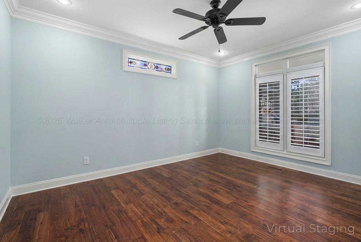 392 Baughn Road Jasper, AL 35503 - Photo 20 of 40 Second large bedroom.