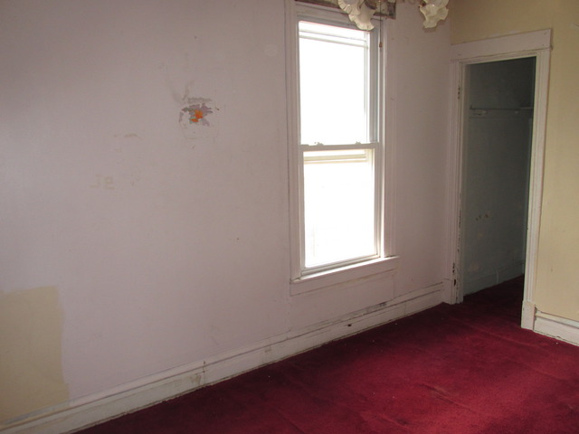 2000 West 70th Place Chicago, IL 60636 - Photo 7 of 11