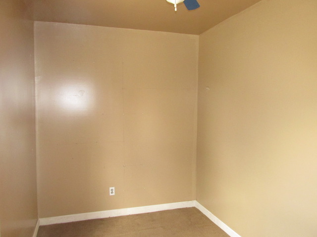 2000 West 70th Place Chicago, IL 60636 - Photo 9 of 11
