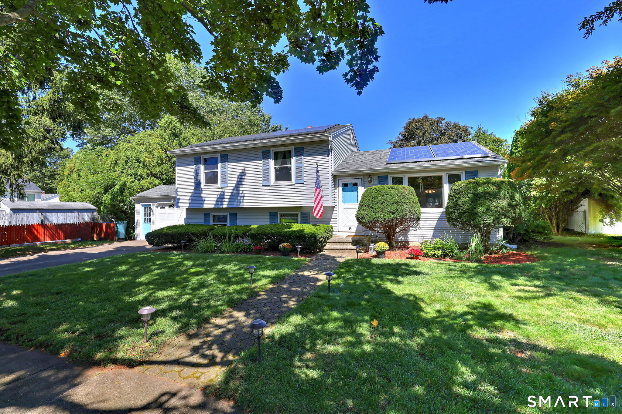 6 Ferguson Road Hamden, CT 06518 - Photo 3 of 35