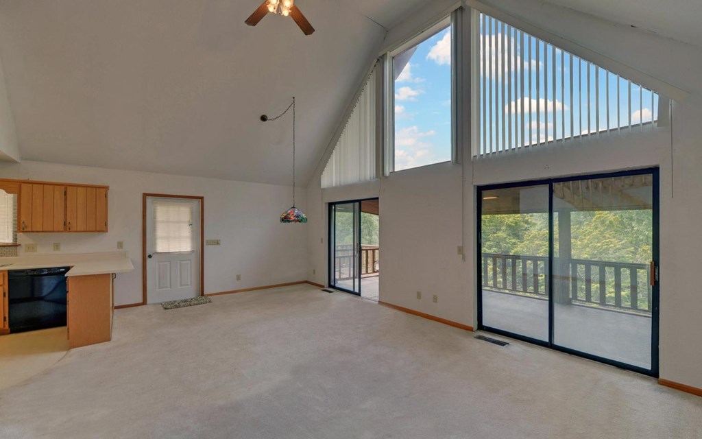 215 Black Bear Ridge Murphy, NC 28906 - Photo 12 of 39