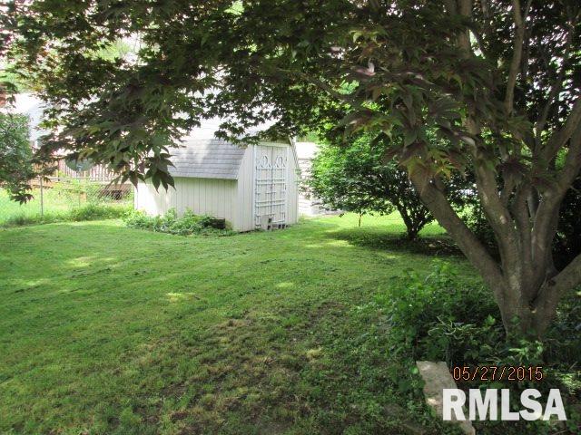 902 State Street Washington, IL 61571 - Photo 4 of 18 Gallery Image 4