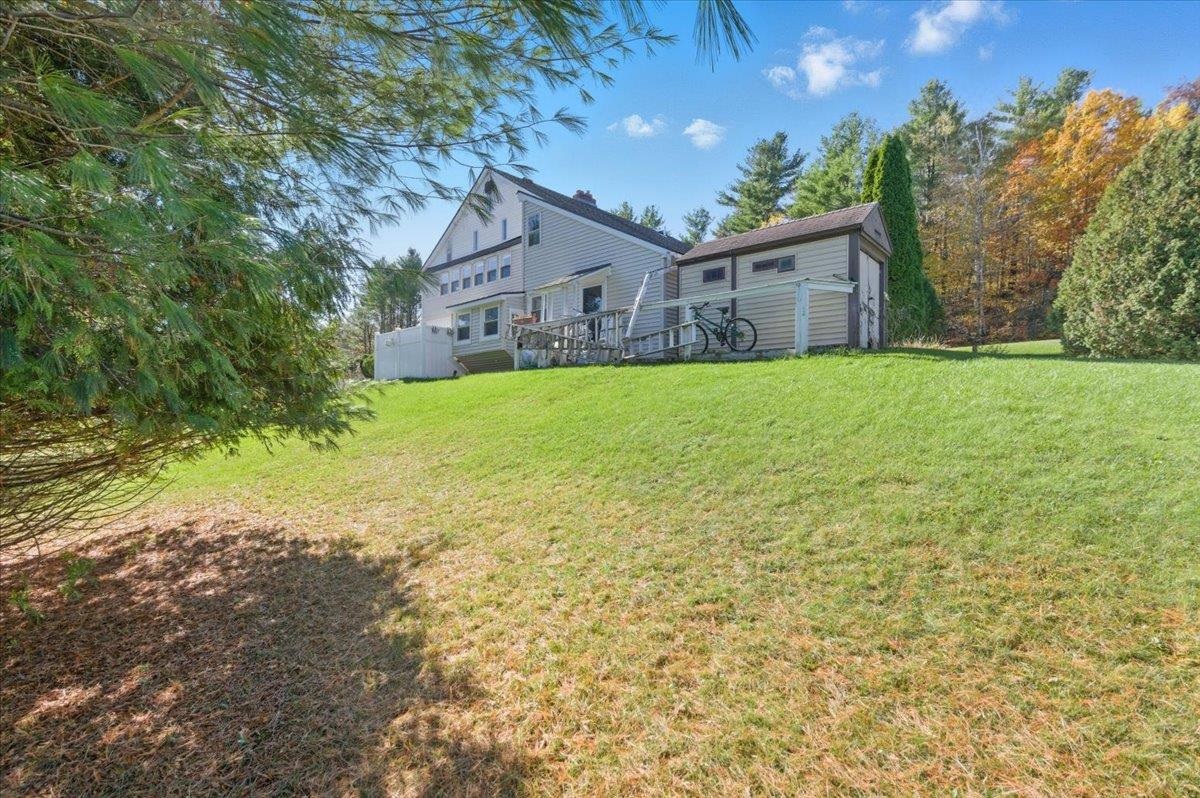 84 Chaloux Lane Williston, VT 05495 - Photo 16 of 58