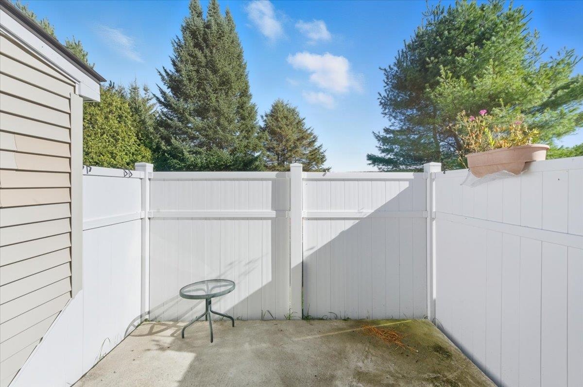 84 Chaloux Lane Williston, VT 05495 - Photo 21 of 58