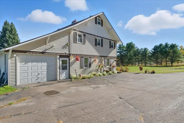 $600,000 | 84 Chaloux Lane, Williston, VT 05495