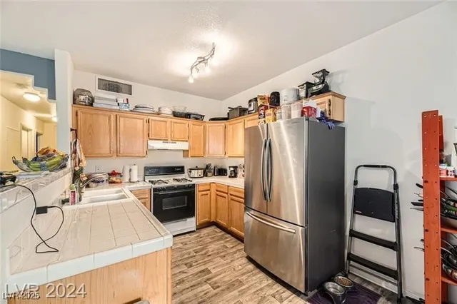 $205,000 | 2110 Los Feliz Street, Unit 1066, Las Vegas, NV 89156