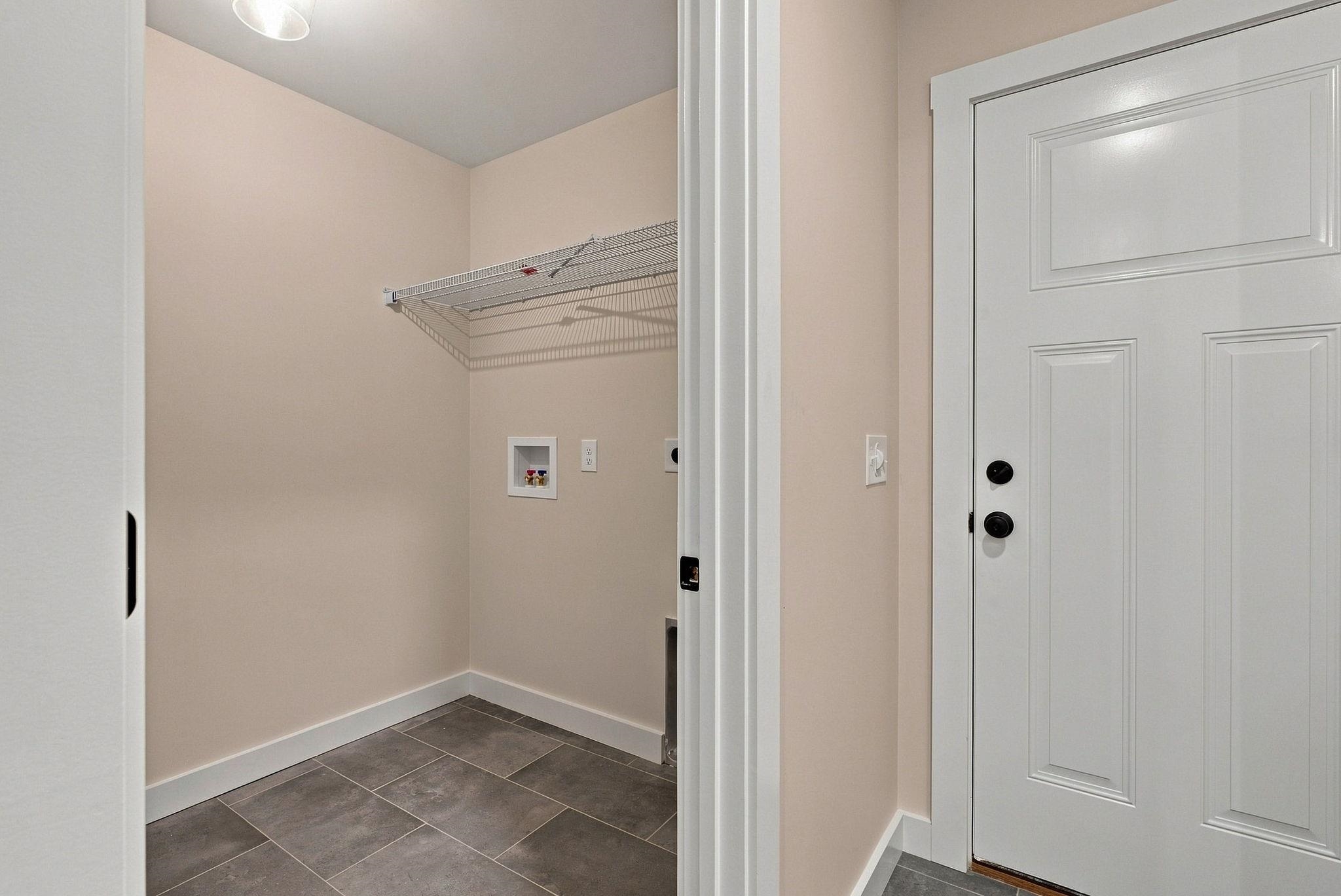 264 Colburn Road New Boston, NH 03070 - Photo 18 of 40 Gallery Image 18
