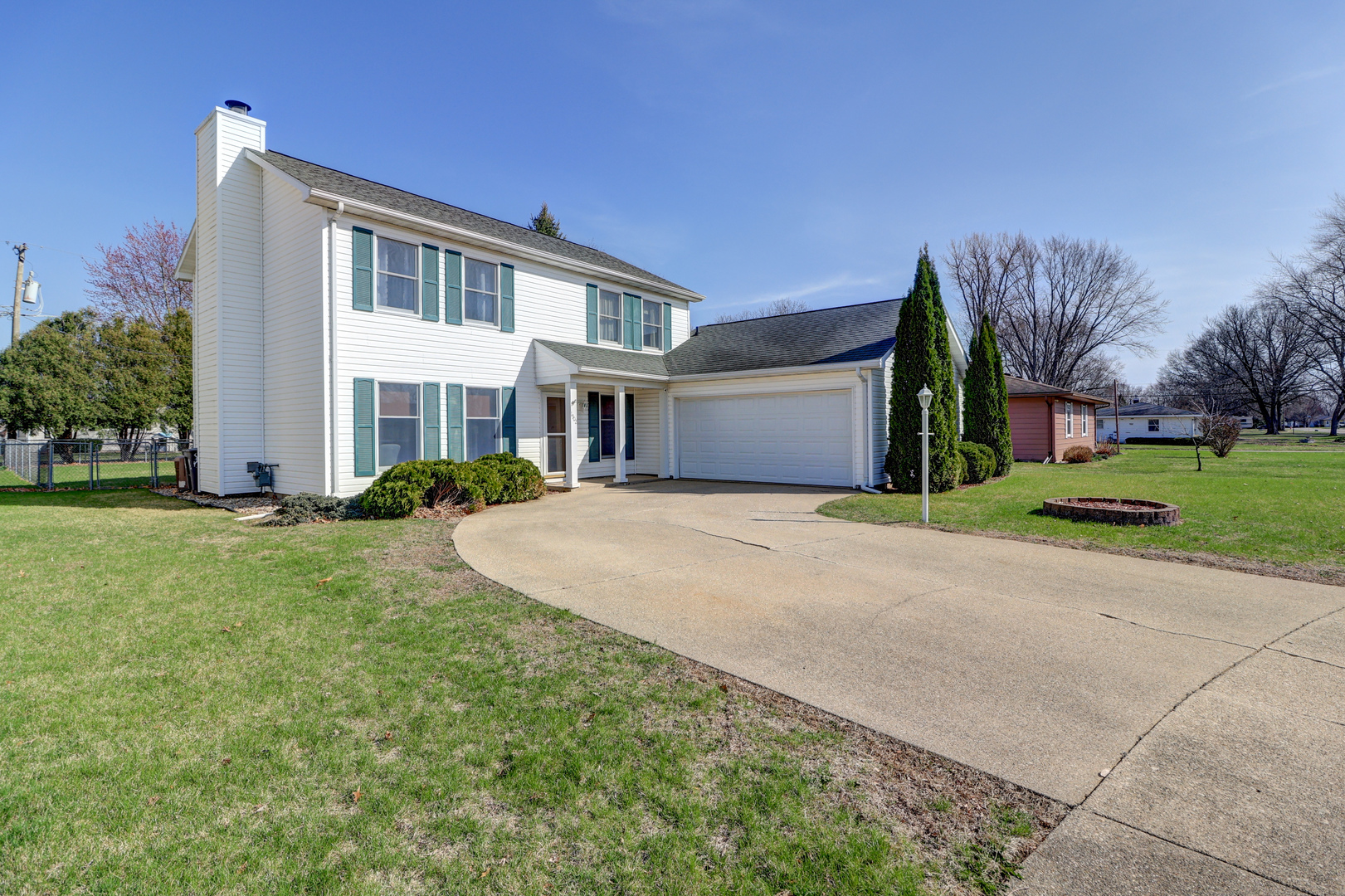 1902 19th Avenue Sterling, IL 61081 - Photo 2 of 29
