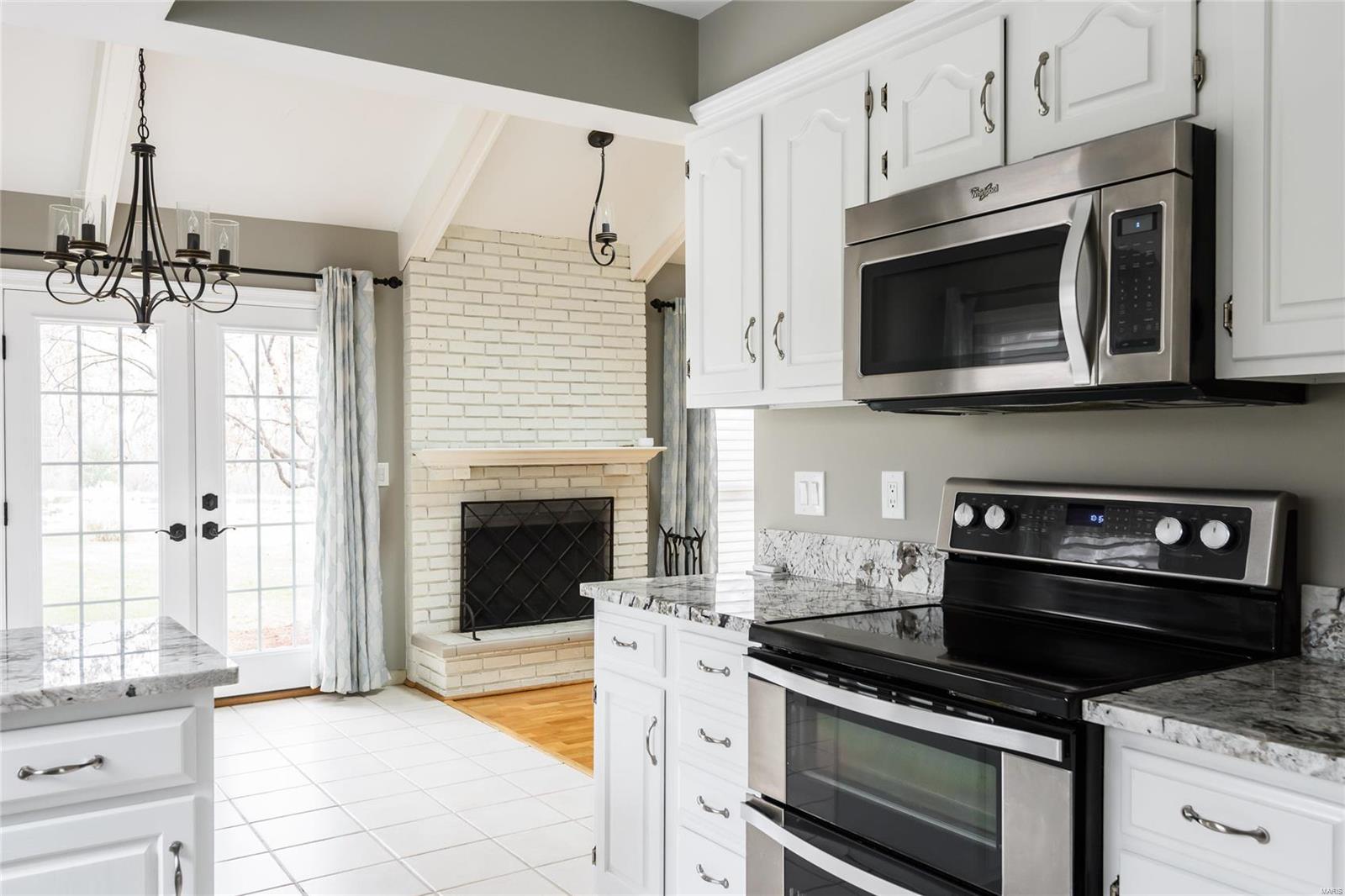 16279 Windfall Ridge Drive Chesterfield, MO 63005 - Photo 11 of 28 Gallery Image 11