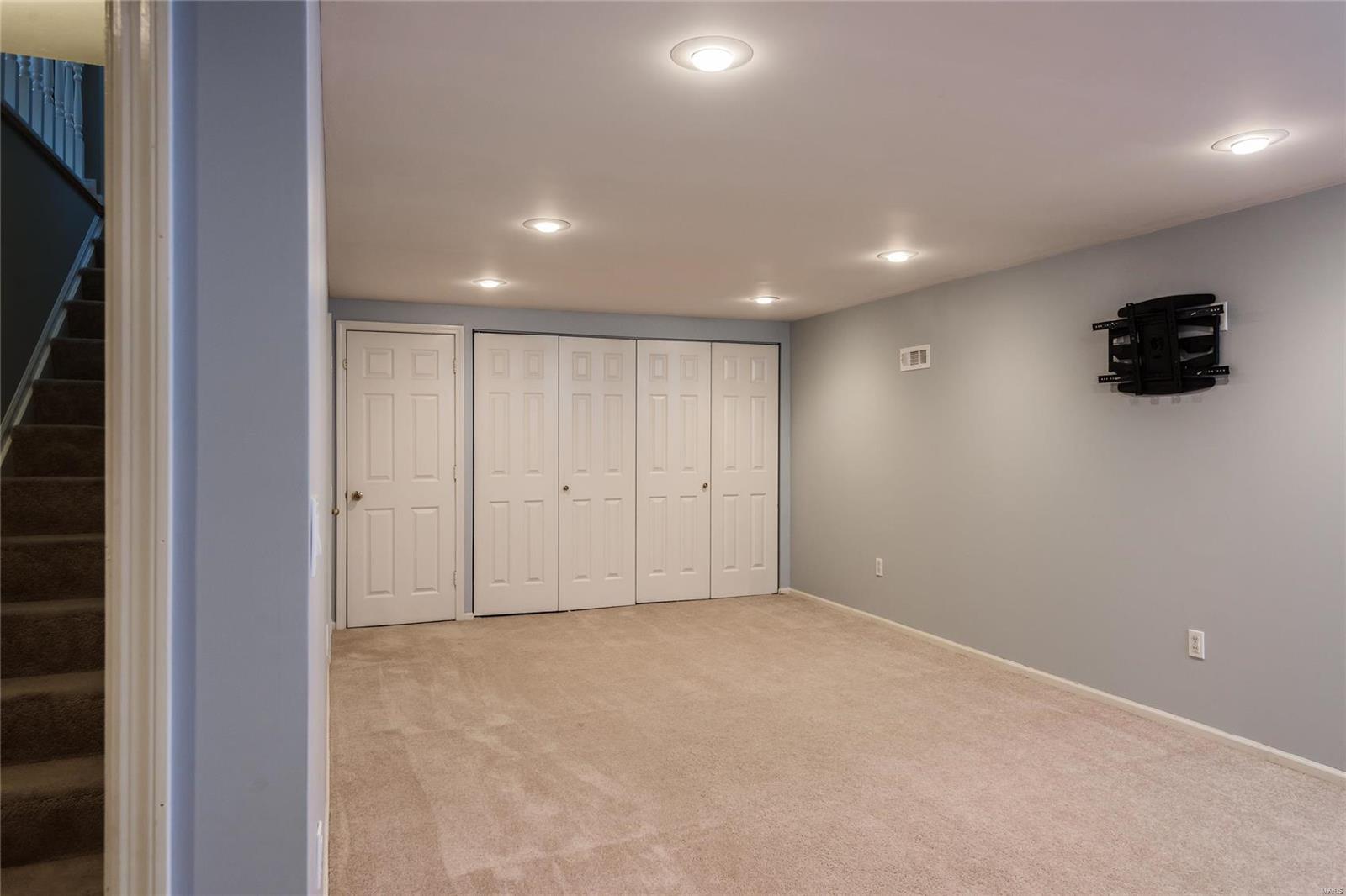 16279 Windfall Ridge Drive Chesterfield, MO 63005 - Photo 21 of 28 Gallery Image 21