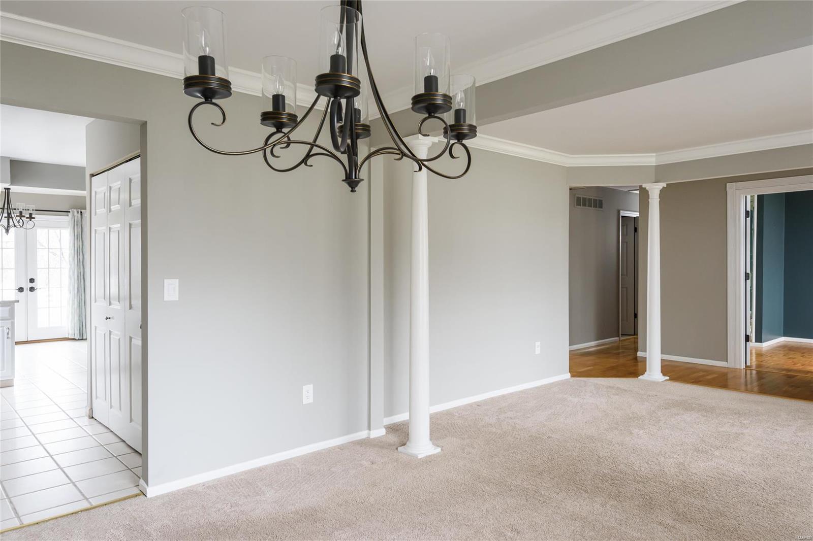 16279 Windfall Ridge Drive Chesterfield, MO 63005 - Photo 5 of 28 Gallery Image 5