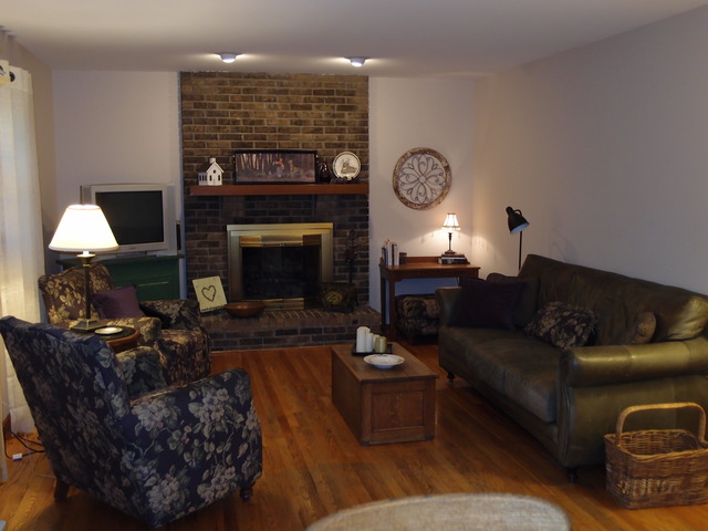 574 Glen Garry Road Cary, IL 60013 - Photo 3 of 16