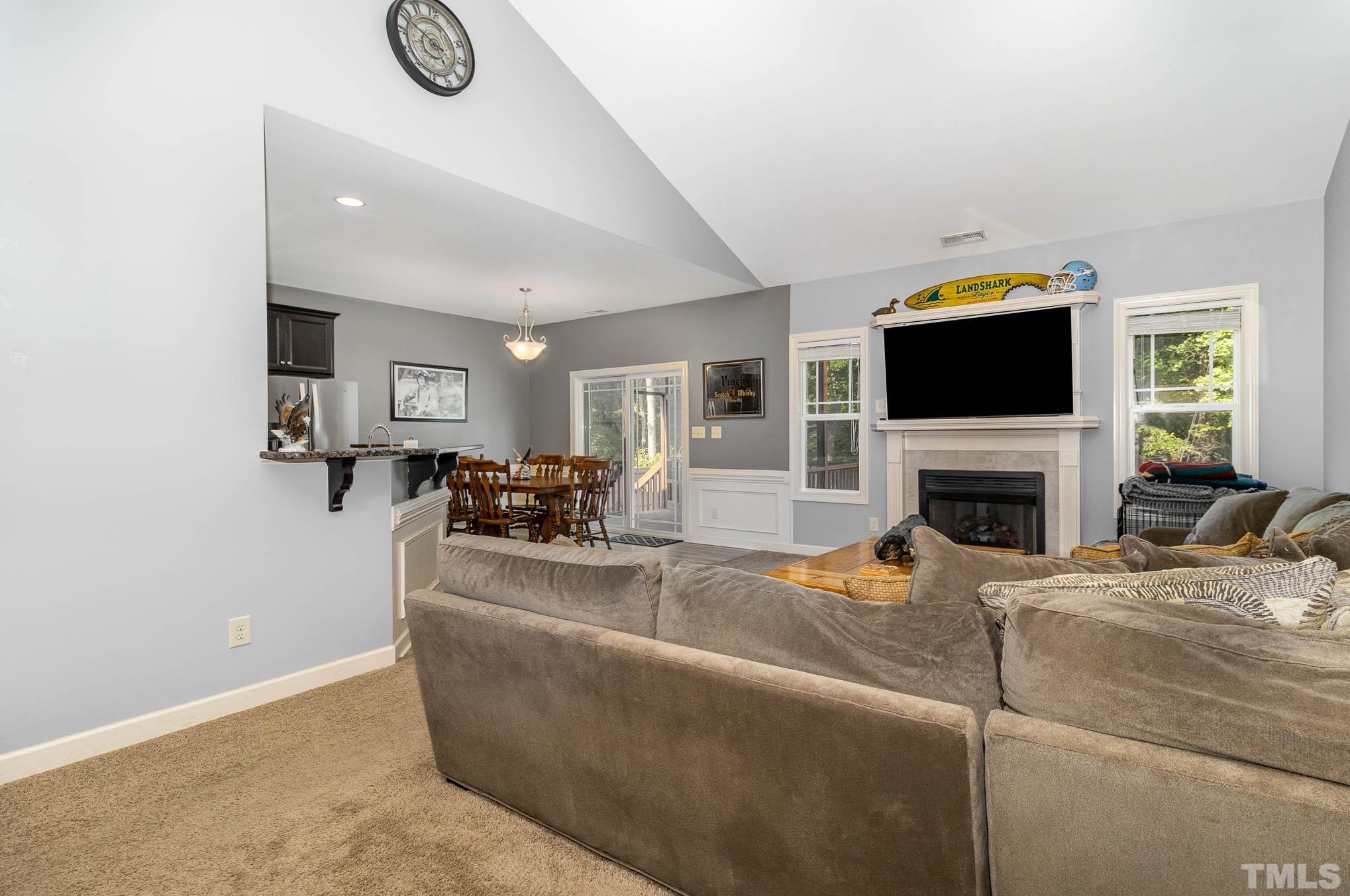 2171 Matthews Road Clayton, NC 27520 - Photo 6 of 30 Gallery Image 6