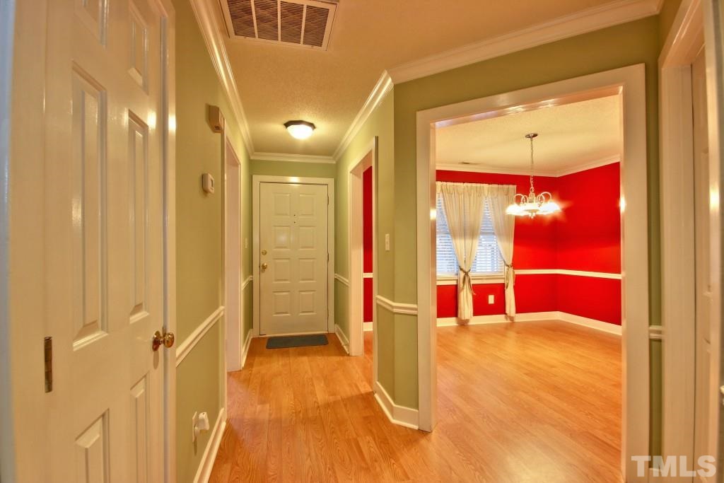 1434 Quarter Point Raleigh, NC 27615 - Photo 5 of 22 Gallery Image 5