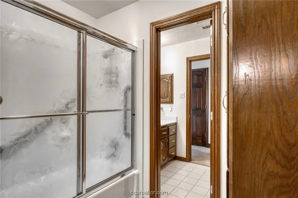 $2,850 | 1402 Riverstone Court, College Station, TX 77845