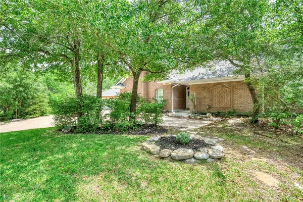 $2,850 | 1402 Riverstone Court, College Station, TX 77845