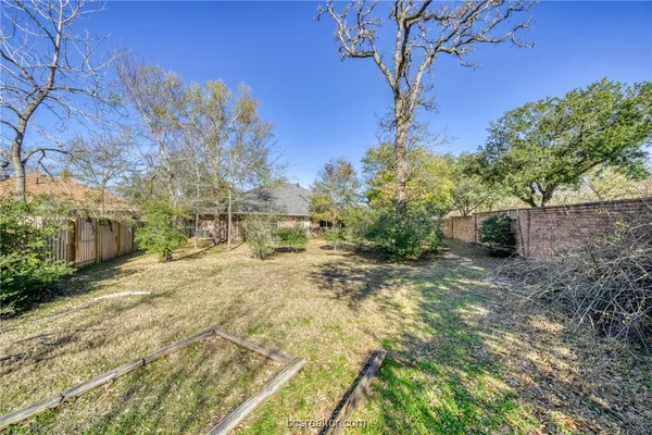 $2,850 | 1402 Riverstone Court, College Station, TX 77845