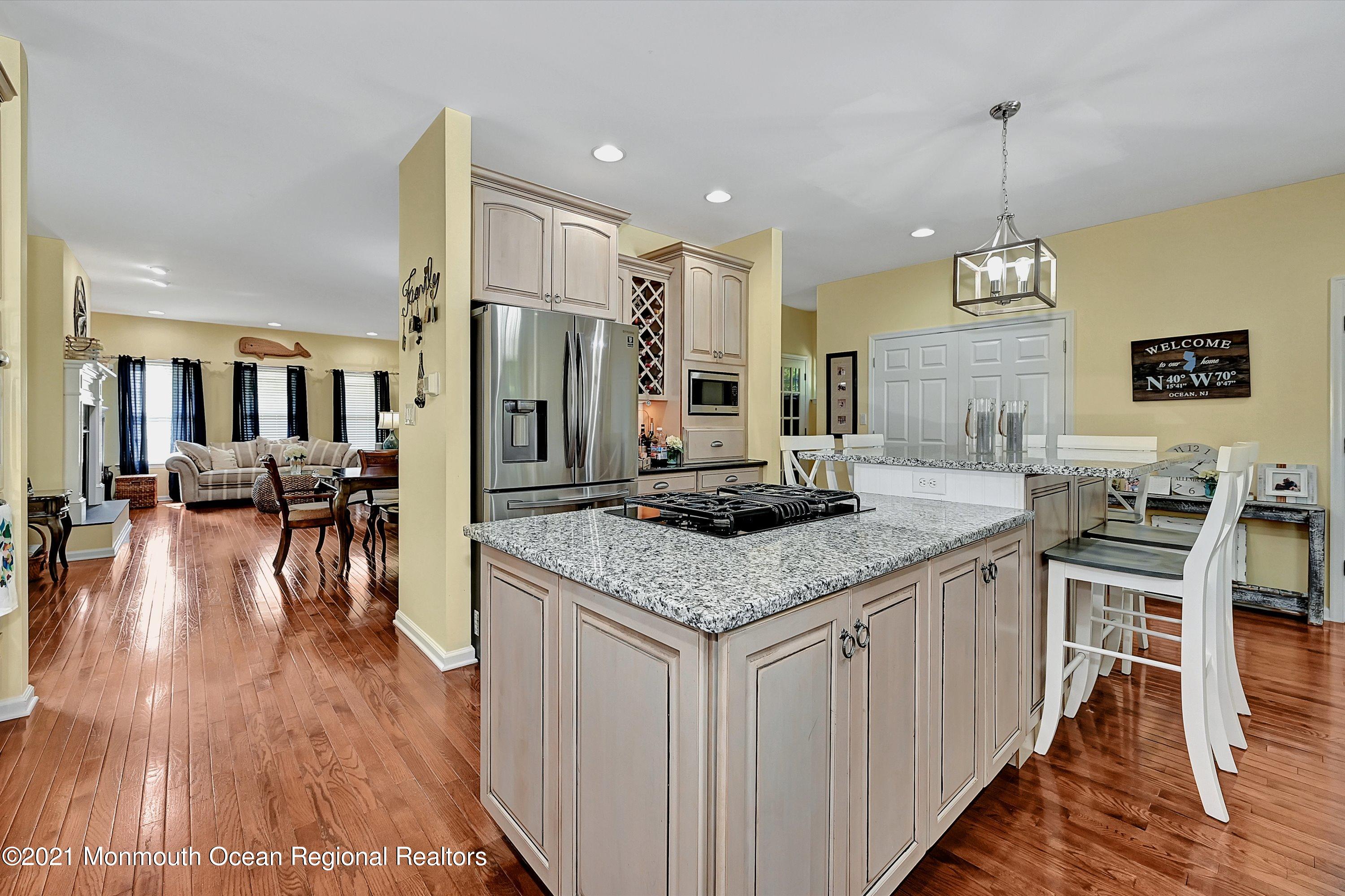 211 Oakhurst Road Oakhurst, NJ 07755 - Photo 15 of 47 Kitchen